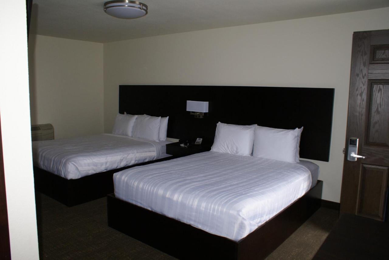 Boarders Inn & Suites By Cobblestone Hotels - Syracuse 外观 照片