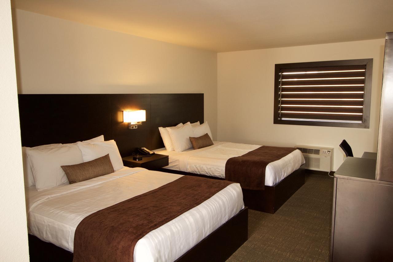 Boarders Inn & Suites By Cobblestone Hotels - Syracuse 外观 照片