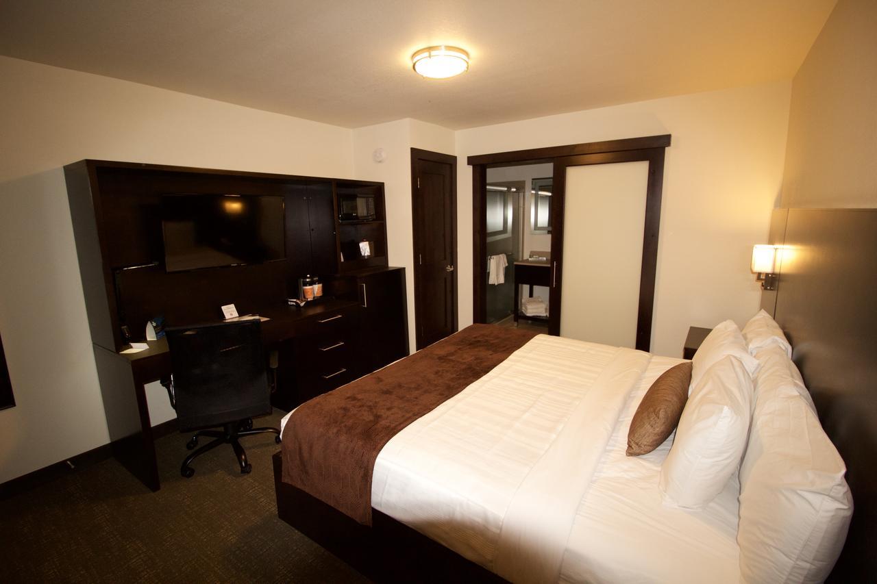 Boarders Inn & Suites By Cobblestone Hotels - Syracuse 外观 照片