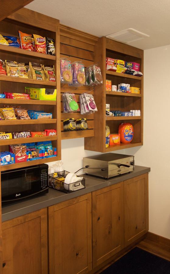Boarders Inn & Suites By Cobblestone Hotels - Syracuse 外观 照片