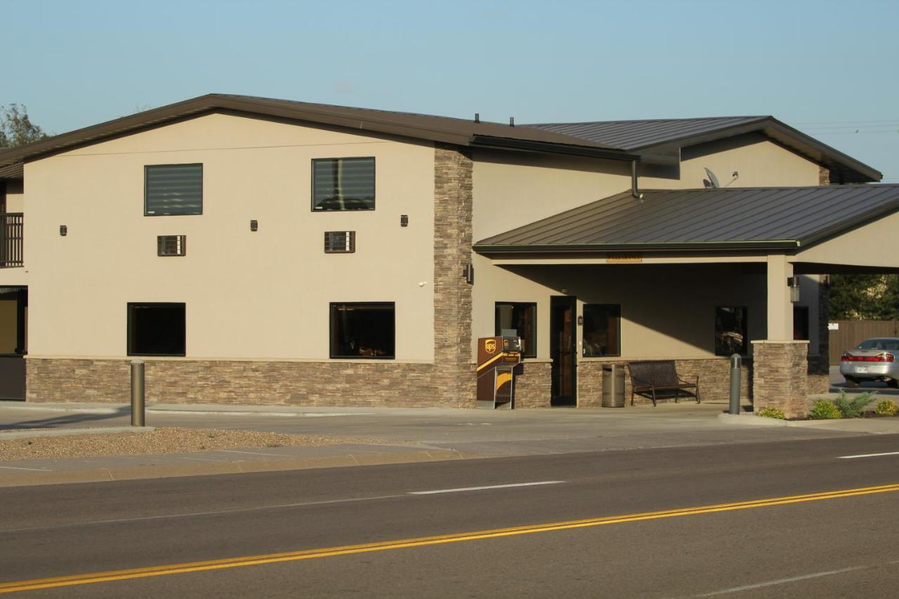 Boarders Inn & Suites By Cobblestone Hotels - Syracuse 外观 照片