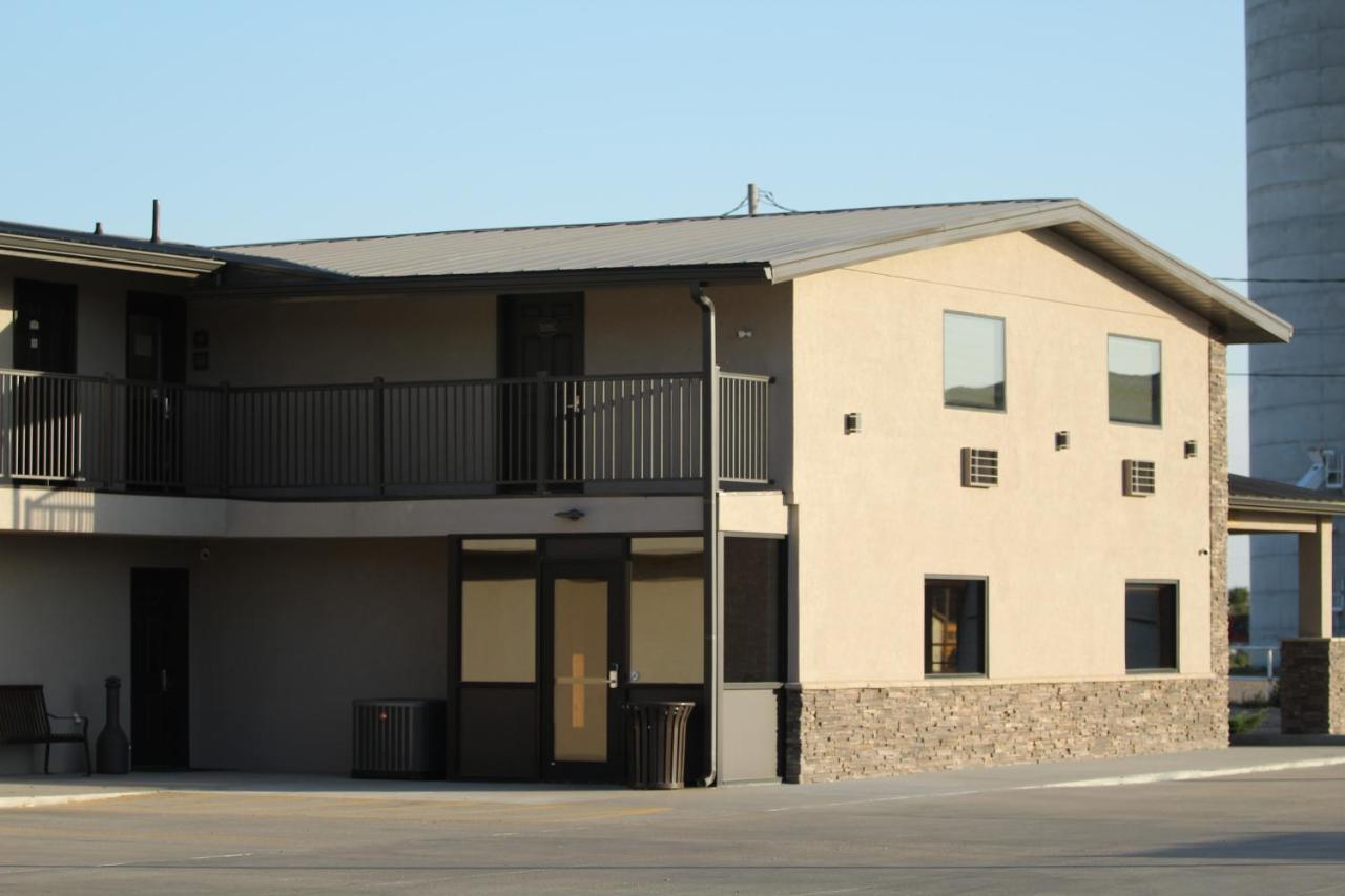 Boarders Inn & Suites By Cobblestone Hotels - Syracuse 外观 照片
